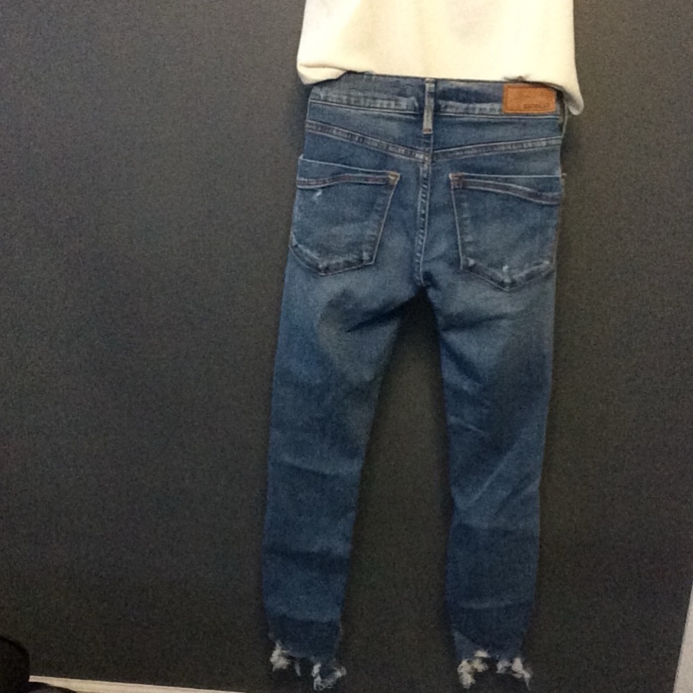 Express Jeans - Picture 2 of 5